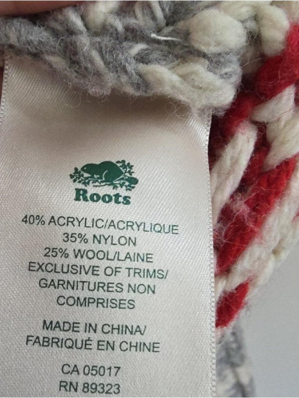 ROOTS x Mary Maxim | cowichan snowflake wool cardigan jacket wool Mens Sz S - Picture 5 of 6